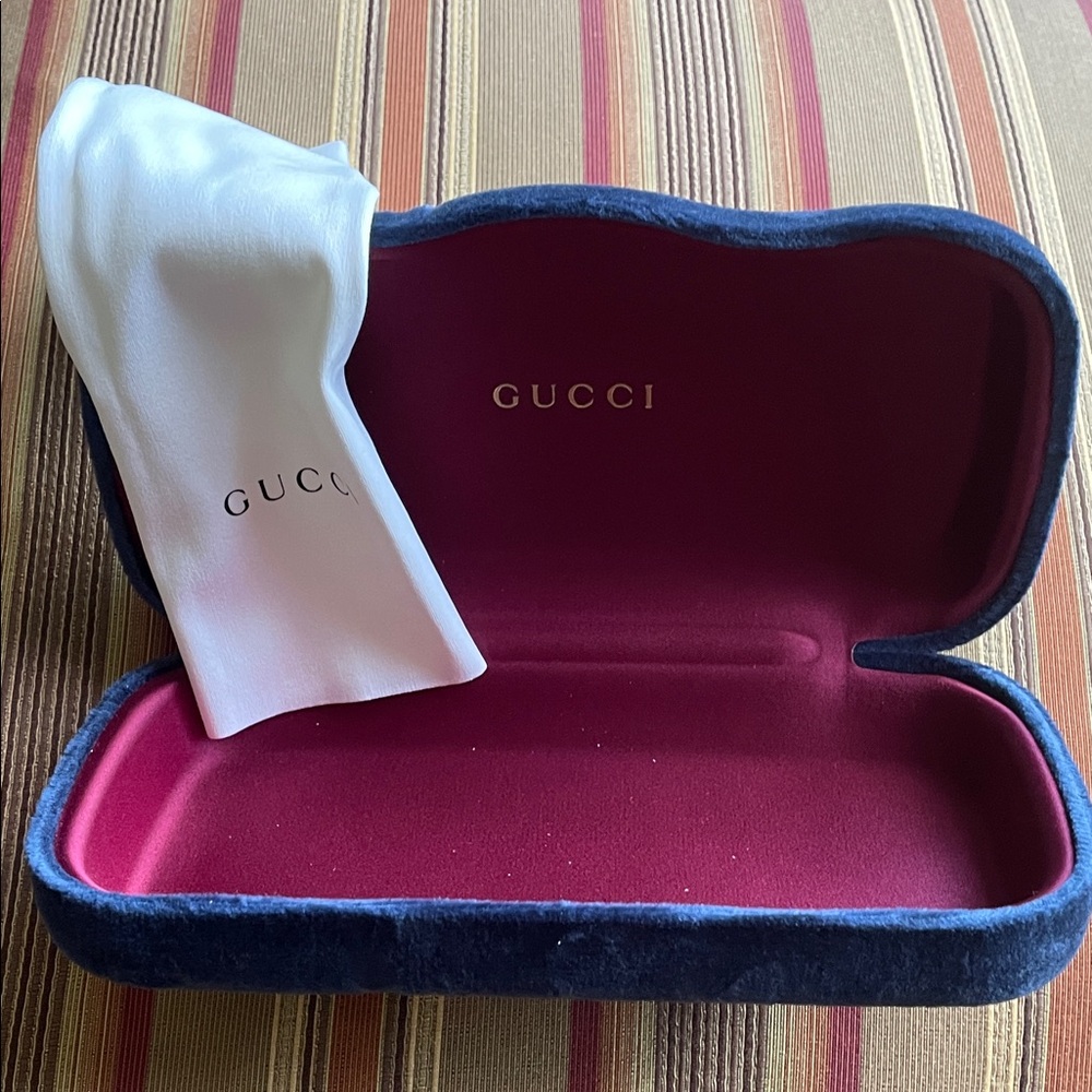 Gucci Velvet Eyewear Case in Navy and Burgundy with White Dust Pouch
